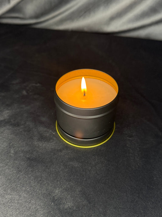 Duftkerze in eleganter Runddose