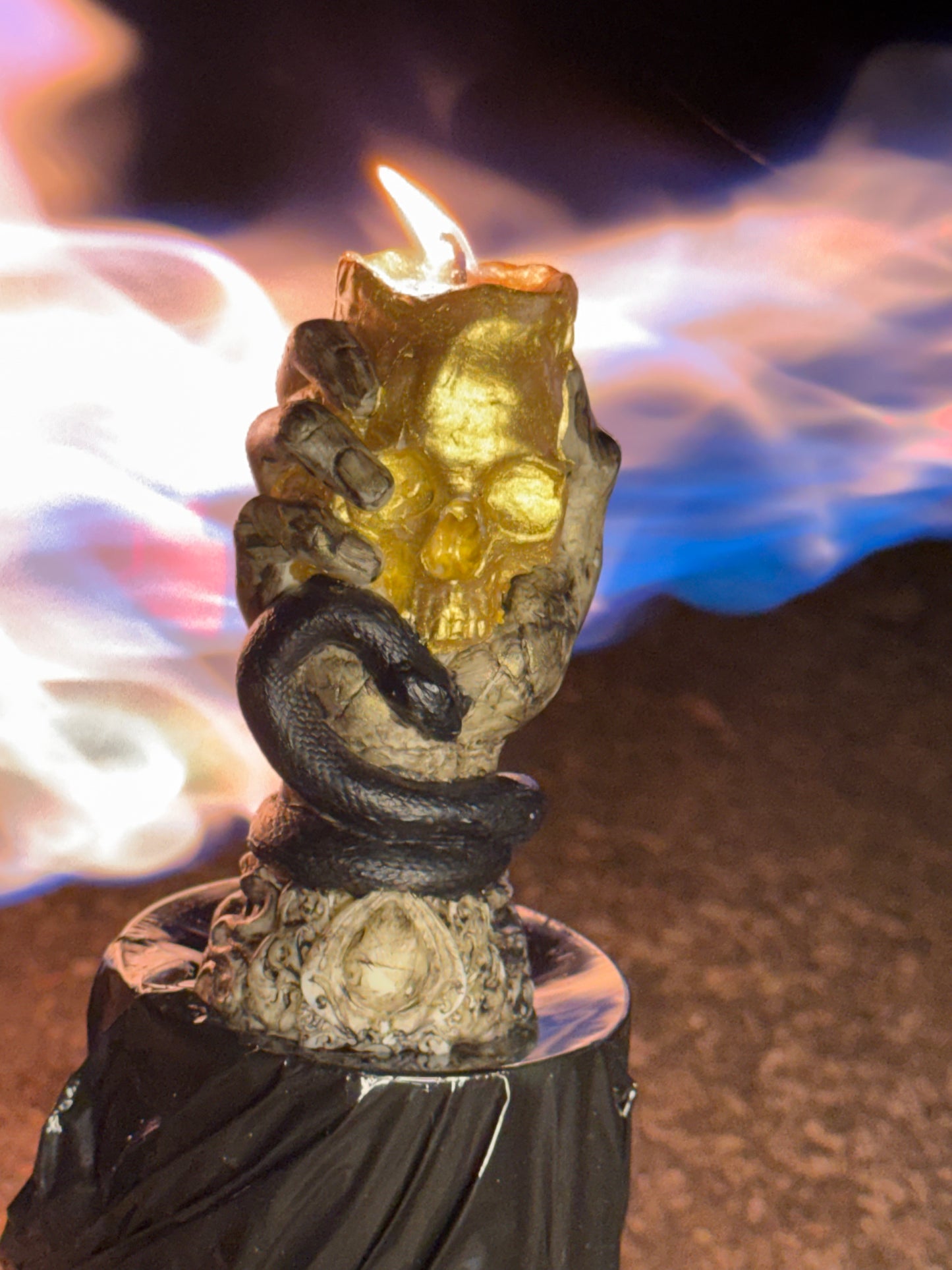 Totenkopf-Schlange-Kerze